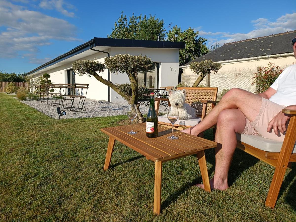 Maison Bailly Ducey-Les Cheris Bagian luar foto