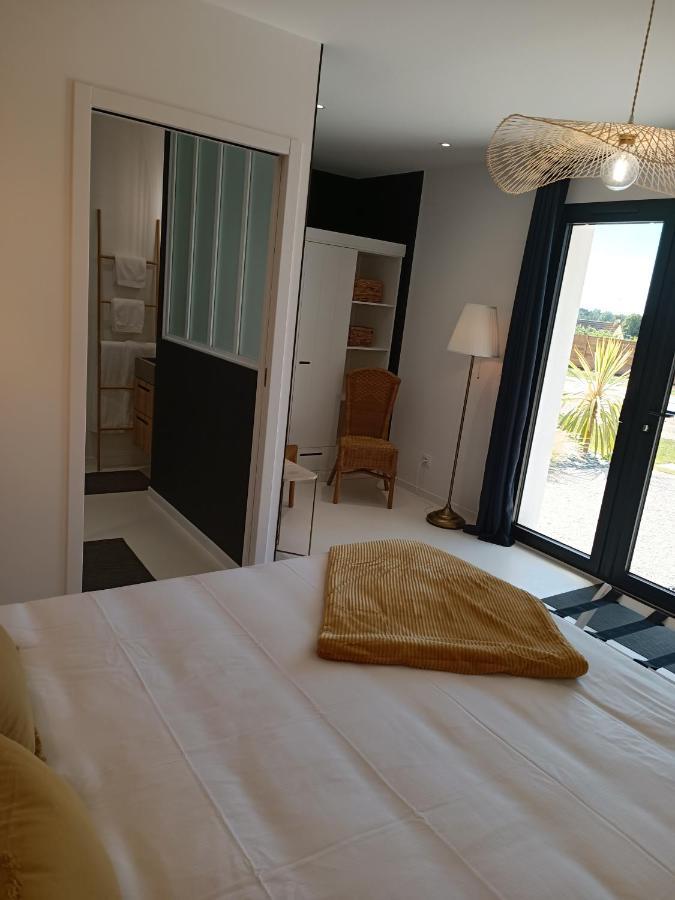 Maison Bailly Ducey-Les Cheris Bagian luar foto