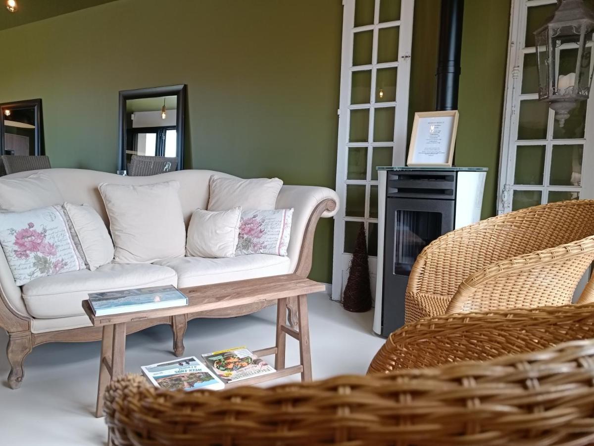Maison Bailly Ducey-Les Cheris Bagian luar foto